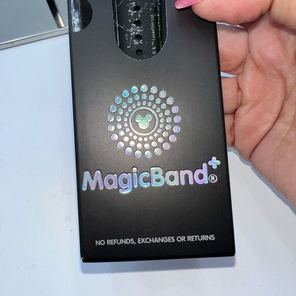 Disney Parks Magic Band Star Wars Grogu Band New in Box - Picture 3 of 6